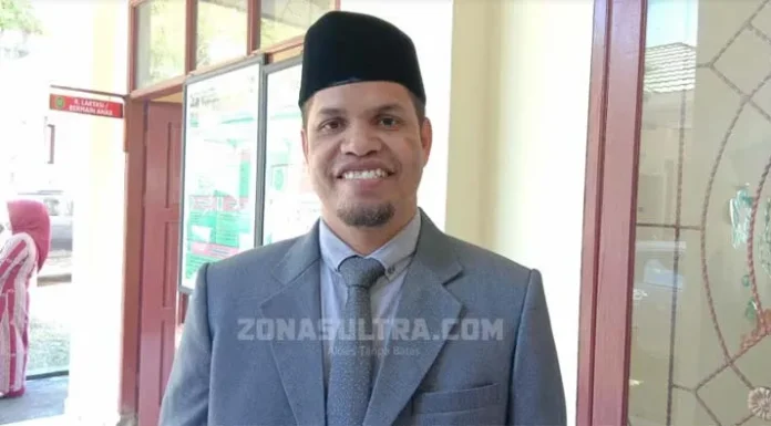 Kepala Kantor Kementerian Agama Kota Baubau Rahmat Ngkaali