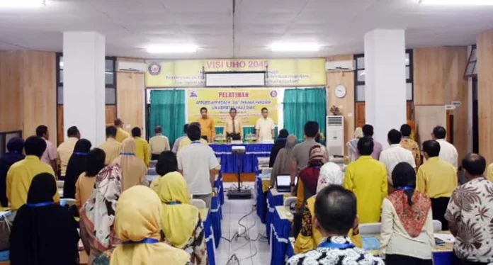 UHO Dosen UHO Dilatih Lebih Profesional dalam Proses Perkuliahan