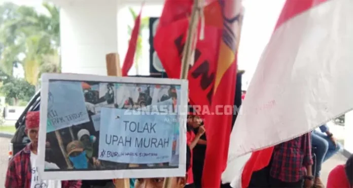 UMP Banyak Perusahaan di Baubau Gaji Pekerja di Bawah UMP