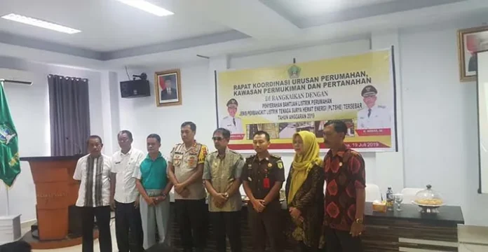38 Desa di Kolut Dapat Bantuan Listrik Perumahan