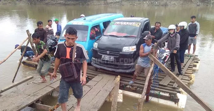 Jalan Trans Sulawesi Ditutup, Warga Minta Ada Jalur Alternatif