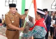 8 Jemaah Calhaj Asal Muna Barat Menuju Makassar 8 Jemaah Calhaj Asal Muna Barat Menuju Makassar