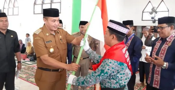 8 Jemaah Calhaj Asal Muna Barat Menuju Makassar