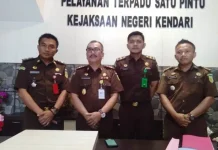 Kasus Pedofilia Dilimpahkan ke Kejari Kendari, Adrianus Dititip di Rutan Kasus Pedofilia Dilimpahkan ke Kejari Kendari, Adrianus Dititip di Rutan