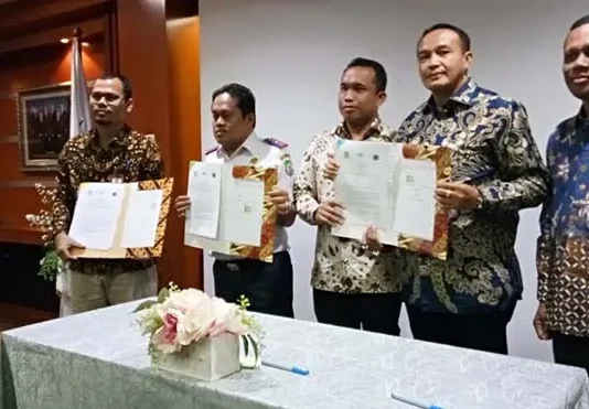 Penambahan Rute KMP Bontoharu, ASDP MoU dengan Pemda Bombana dan Mubar Penambahan Rute KMP Bontobaharu, ASDP MoU dengan Pemda Bombana dan Mubar
