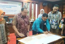 Pemprov Sultra-Ditjen Binalattas Kemnaker Teken MoU Tingkatkan Potensi UMKM Pemprov Sultra-Ditjen Binalattas Kemnaker Teken MoU Tingkatkan Potensi UMKM