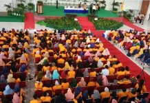 Pembekalan KKN, Rektor UHO : Jangan Lama-lama Tinggal di Desa Pembekalan KKN, Rektor UHO : Jangan Lama-lama Tinggal di Desa