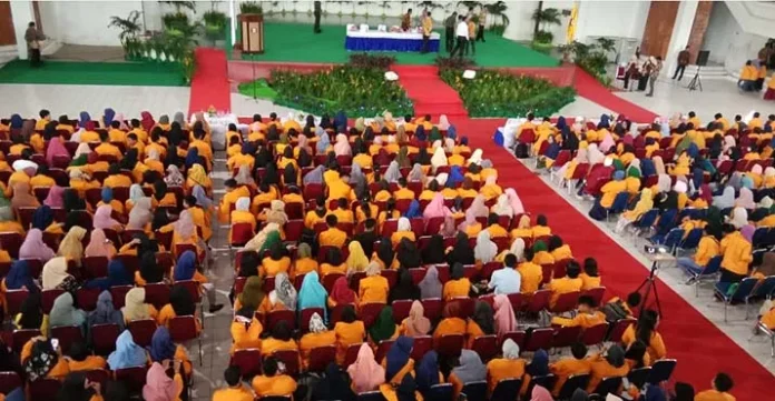 pembekalan_kkn19 Pembekalan KKN, Rektor UHO : Jangan Lama-lama Tinggal di Desa