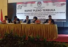 Diwarnai Protes, KPU Coret Riki Fajar Sebagai Caleg PKS Terpilih Diwarnai Protes, KPU Coret Riki Fajar Sebagai Caleg PKS Terpilih
