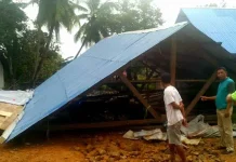 Satu Rumah di Konut Roboh Diterjang Puting Beliung Satu Rumah di Konut Roboh Diterjang Puting Beliung