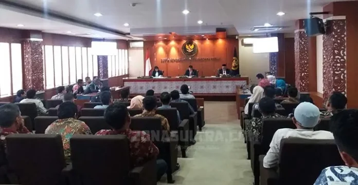 putusan_penyelanggara DKPP Pulihkan Nama Baik 18 Penyelenggara Pemilu di Konut