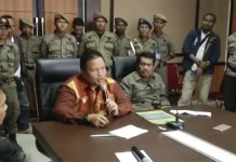 Warga Keluhkan Air Bersih, Ini Tanggapan Bupati Muna Warga Keluhkan Air Bersih, Ini Tanggapan Bupati Muna