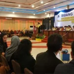 Alumni USN Kolaka Diminta Tak Hanya Berpikiran Jadi PNS Alumni USN Kolaka Diminta Tak Hanya Berpikiran Jadi PNS