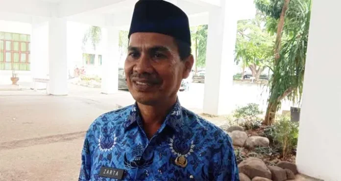 Kepala Disnaker Baubau Zarta