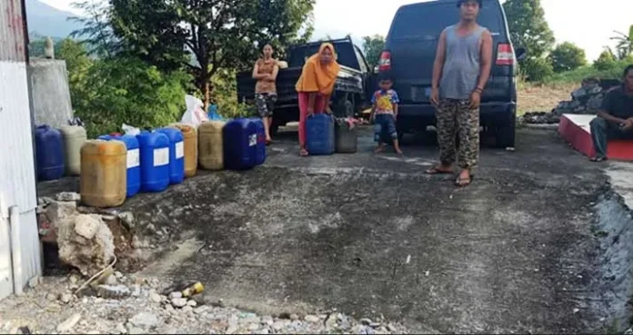 APMS Desa Kondara APMS di Kolut Legalkan Pengisian BBM di Jerigen