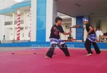 Silat dan Permainan Tradisional Ramaikan Festival Budaya Tua Buton Silat dan Permainan Tradisional Ramaikan Festival Budaya Tua Buton