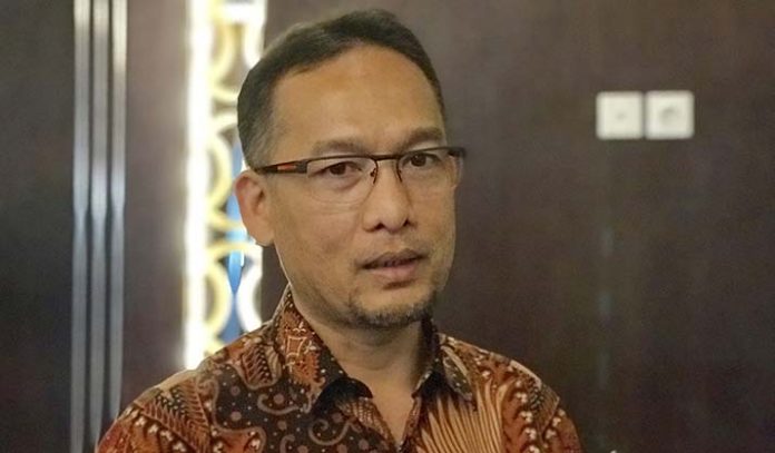 Kepala OJK Sultra, Muhamad Fredly Nasution