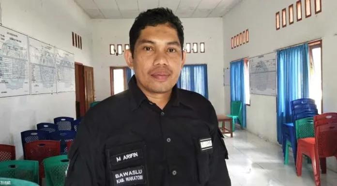 Ketua Bawaslu Wakatobi, La Ode Muhamad Arifin