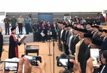 35 Legislator Kota Kendari Diambil Sumpahnya 35 Legislator Kota Kendari Diambil Sumpahnya