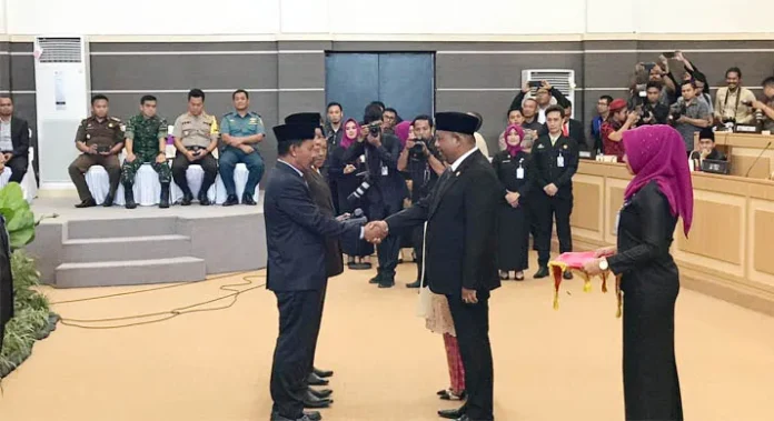 Subhan dan Rusniawati Dimandat Sementara Pimpin DPRD Kendari