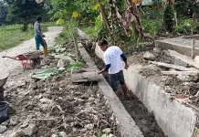 Belum Setahun Dibangun, Drainase Desa Lalume Sudah Retak Belum Setahun Dibangun, Drainase Desa Lalume Sudah Retak