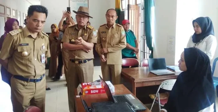 fasilitas_oss Pemda Konut Siap Dirikan Ratusan Unit Huntara