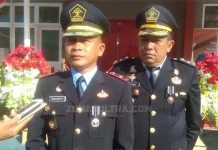 Dapat Remisi, Dua Napi Rutan Kelas IIB Unaaha Bebas Kepala Rutan Kelas IIB Unaaha, Herianto