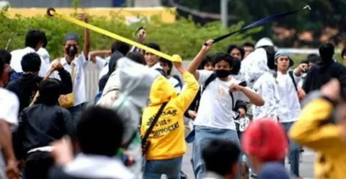 Tawuran antar pelajar