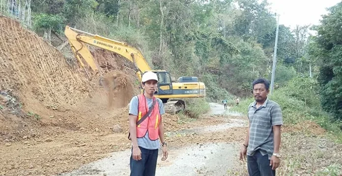 Dinas PU Bombana Fokus Kerja Jalan di Kabaena