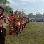 Wali Kota Baubau Mengajak Anggota Pramuka Kurangi Sampah Plastik Wali Kota Baubau Mengajak Angggota Pramuka Kurangi Sampah Plastik
