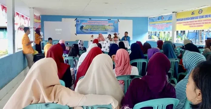 KKN Tematik UHO Gelar Penyuluhan dan Pemeriksaan Penyakit Tidak Menular di Sampara