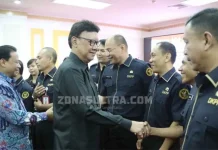 Lantik Staf Sekretariat DKPP, Tjahjo Komolo Yakin Independensi Terjaga Lantik Staf Sekretariat DKPP, Tjahjo Komolo Yakin Independensi Terjaga