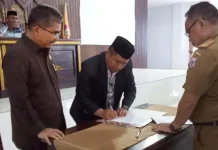 Pemda dan DPRD Butur Sepakati KUA-PPAS Perubahan APBD 2019 Pemda dan DPRD Butur Sepakati KUA-PPAS Perubahan APBD 2019