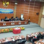 DPRD Kolaka Tetapkan 11 Raperda Jadi Perda Definitif DPRD Kolaka Tetapkan 11 Raperda Jadi Perda Definitif