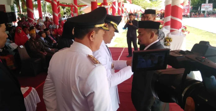 116 ASN Kolaka Terima Penghargaan Satyalancana Karya Satya