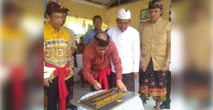 Resmikan Pura, Bupati Konsel Bangga dengan Semangat Gotong Royong Masyarakat Bali