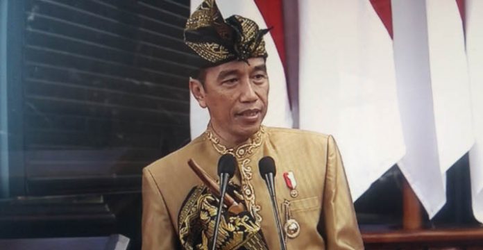 Jokowi: Studi Banding ke Luar Negeri Bisa Lewat Smartphone