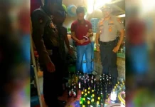 Polsek Sawa Sita Puluhan Botol Miras Beralkohol Tinggi Polsek Sawa Sita Puluhan Botol Miras Beralkohol Tinggi