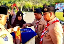 Ruksamin Terima Penghargaan Lencana Melati dan Karya Bhakti Pramuka Ruksamin Terima Penghargaan Lencana Melati dan Karya Bhakti Pramuka