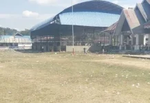 Gerak Jalan Usai, Lapangan Latamoro Koltim Dipenuhi Sampah Gerak Jalan Usai, Lapangan Latamoro Koltim Dipenuhi Sampah
