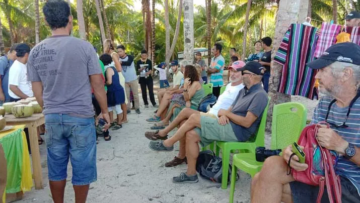 Wisman Bicara Tentang Keramahan Warga Buton