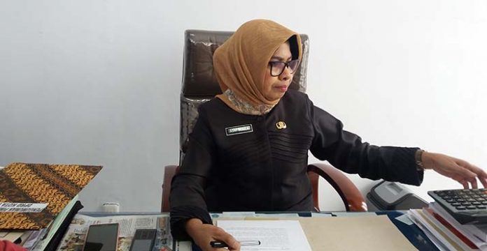 Sekretaris Dewan Kota Kendari, Asni Bonea