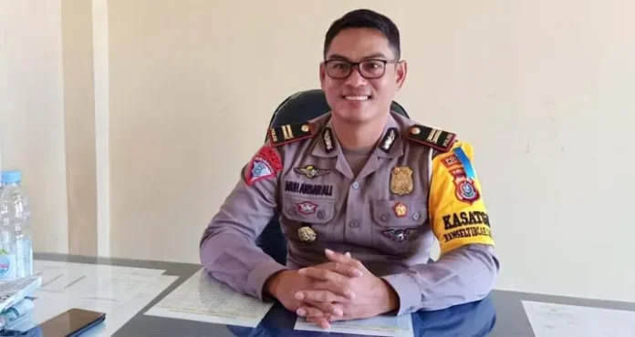 Kepala Satuan (Kasat) Lantas Polres Kolut, Iptu Muh Ansar Ali