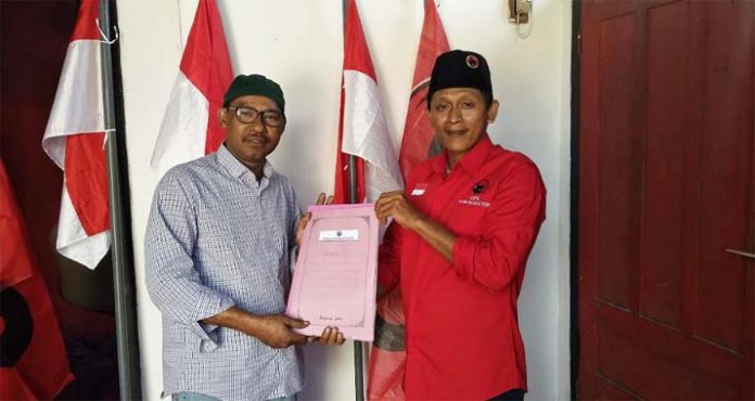 Tiga Balon Kada di Wakatobi Kembalikan Formulir Penjaringan PDIP