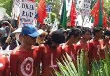 Peringatan HTN di Kendari Diwarnai Aksi Menolak RUU Pertanahan