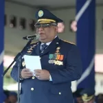 Pemprov Sultra Komitmen Tingkatkan Pelayanan Transportasi Gubernur Sultra, Ali Mazi