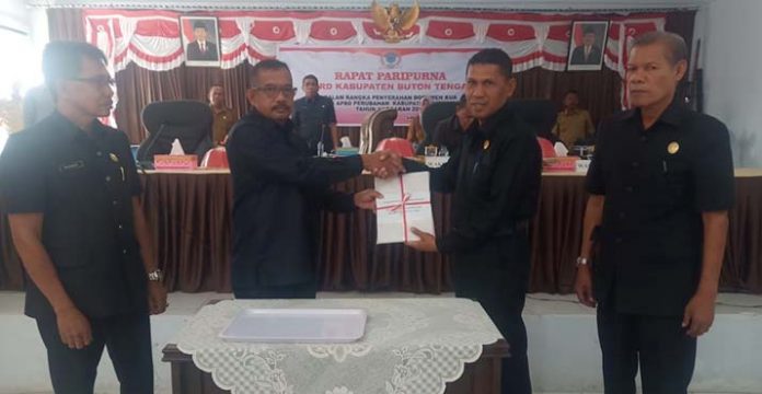 Wabup Buteng Sampaikan Nota Rancangan KUA Perubahan APBD 2019