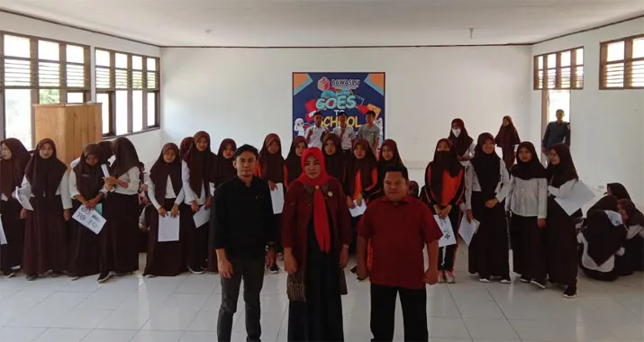 Sasar Pemilih Pemula, Bawaslu Konsel Sosialisasi ke Sekolah