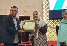 BPJS Ketenagakerjaan Beri Penghargaan Dua Mitra Terbaik BPJS Ketenagakerjaan Beri Penghargaan Dua Mitra Terbaik