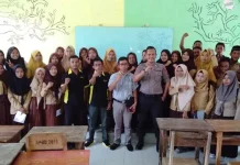 Lawan Narkoba, Granat Butur ‘Gerilya’ ke Sekolah Lawan Narkoba, Granat Butur 'Gerilya' ke Sekolah